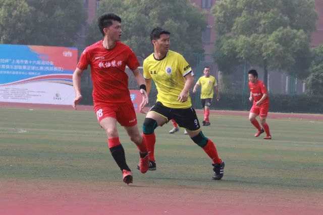 梅西入选FIFA最佳球员候选 记者：是对足球的侮辱